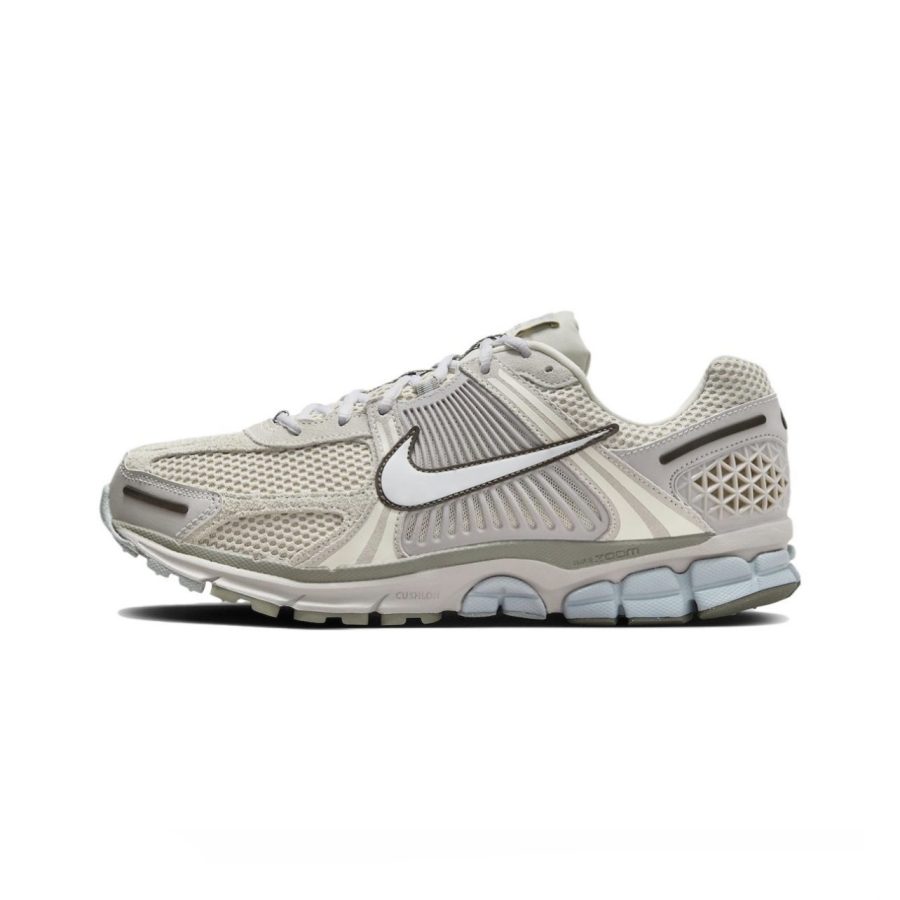 نایک زووم وومرو۵ Nike Zoom Vomero5