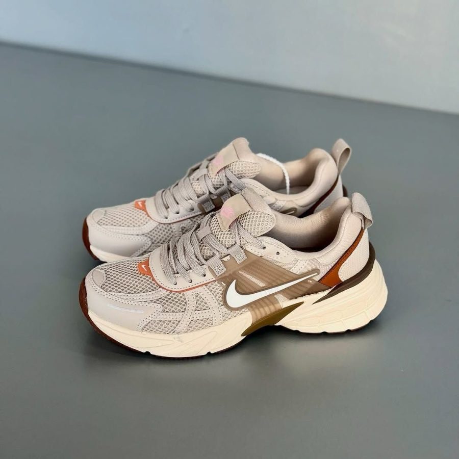 نایک وی۲کی ران Nike v2k run