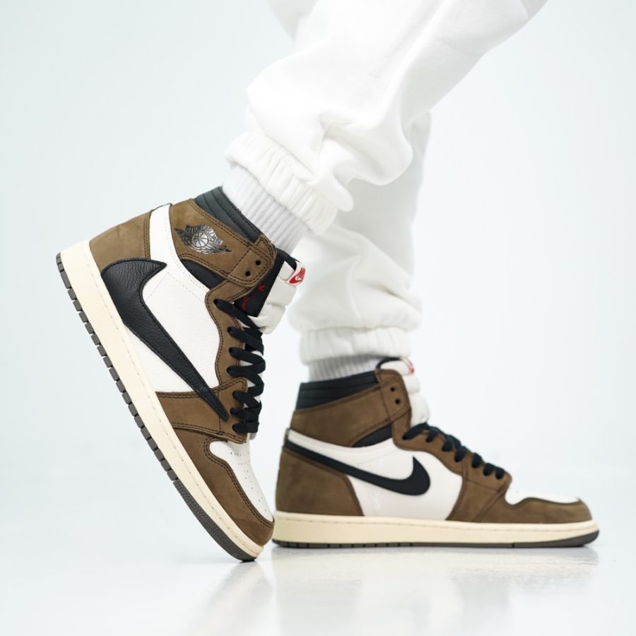 نایک ایر جردن ۱ ساقدار تراویس ریورس موکا Nike Air Jordan 1 High Travis Scott Reverse Mocha