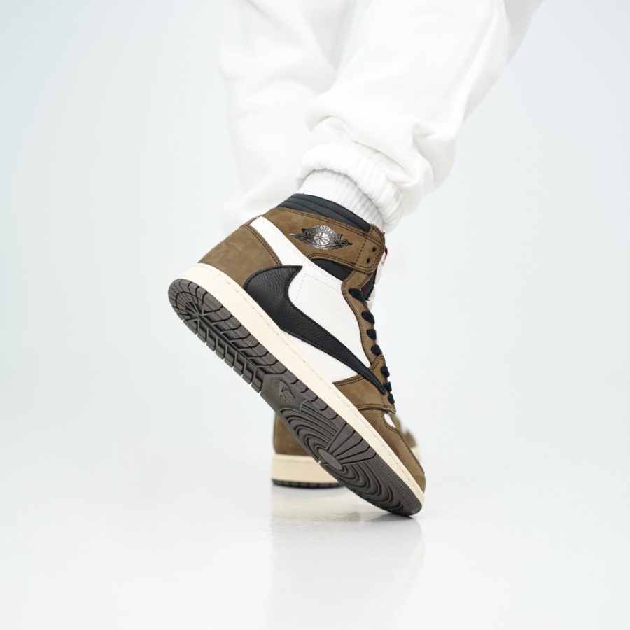 Alternative view of نایک ایر جردن ۱ ساقدار تراویس ریورس موکا Nike Air Jordan 1 High Travis Scott Reverse Mocha